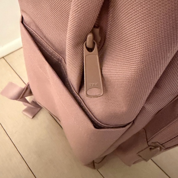 Herschel - Pop Quiz Backpack - 25L - Ash Rose !! 🩰 - Picture 11 of 11